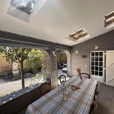 Charmante Maison De A Quelques Pas De La Vakantiehuis *