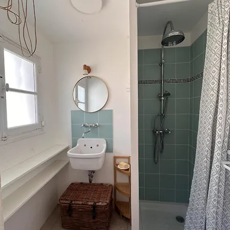 Charmante Maison De A Quelques Pas De La Vakantiehuis *